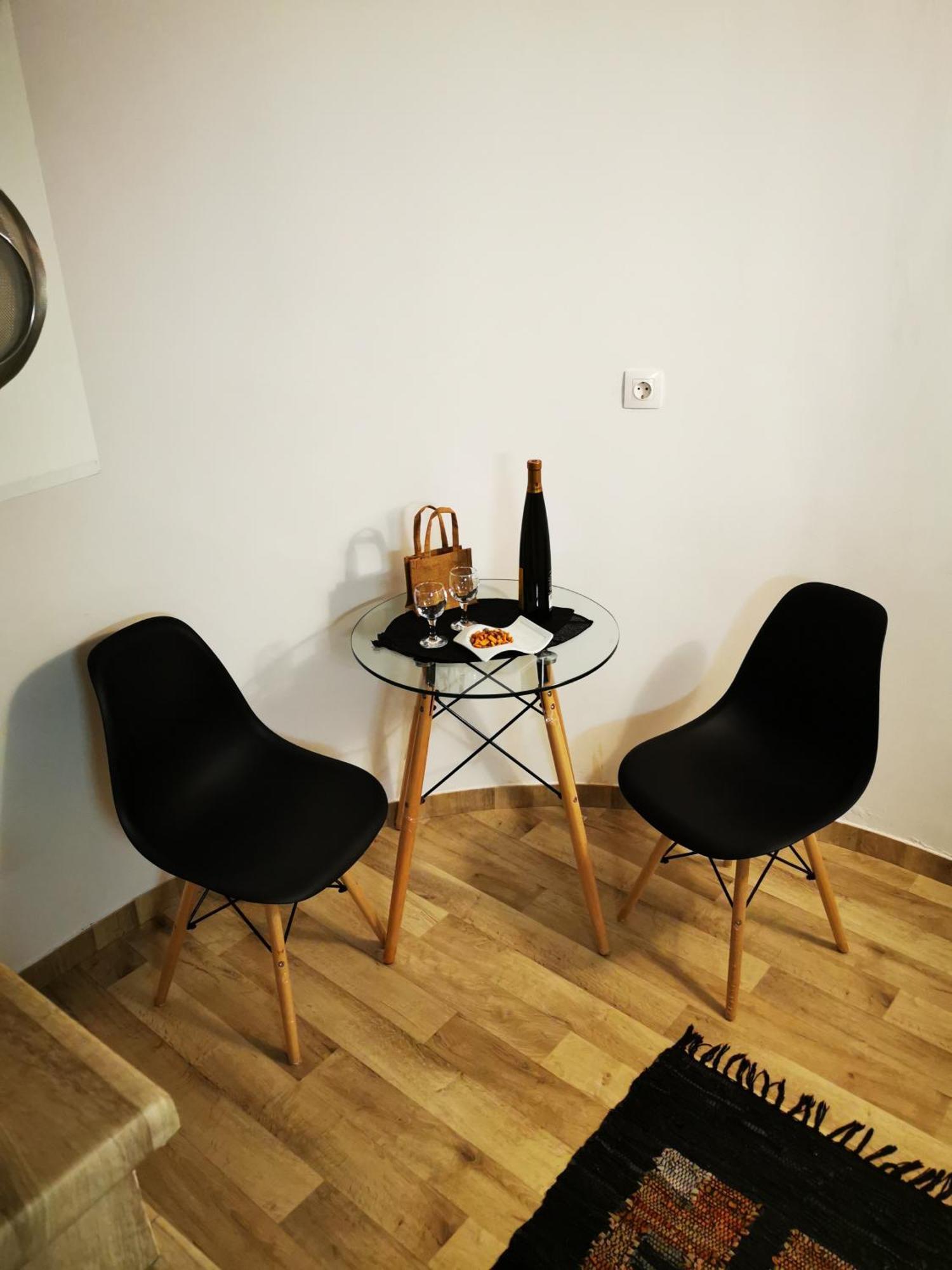 Acropolis Elegant Maisonette By Lodgespot Atenas Habitación foto